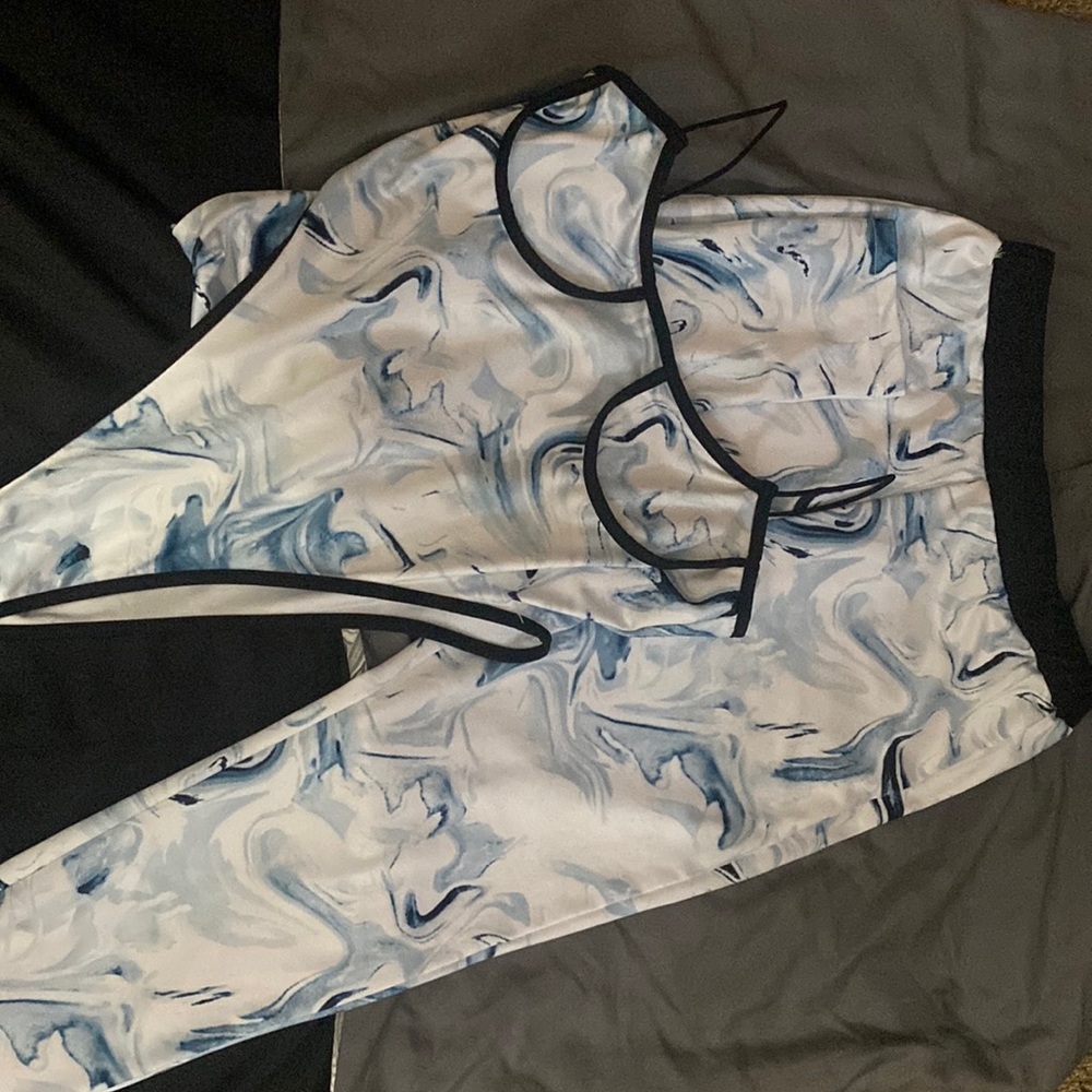 Womens set top and bottom
